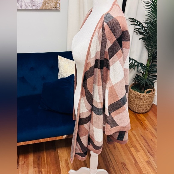 Rachel Zoe Plaid Open Front Sweater Cape Poncho - Picture 6 of 7